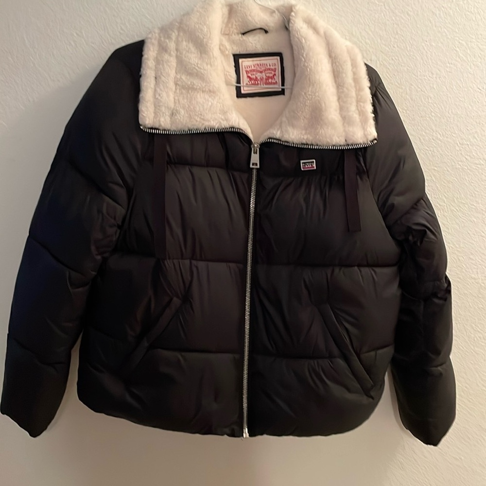 Levi lined puffer jacket